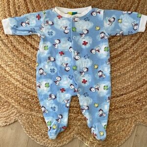 Vintage 90’s baby Snoopy Peanuts Blue romper sleeper
